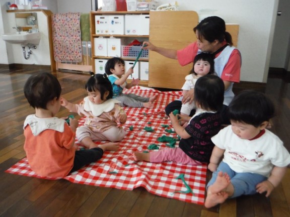 ひよこ・たんぽぽ2組の様子