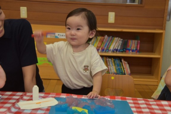 感触遊び（寒天）✨️キッズ