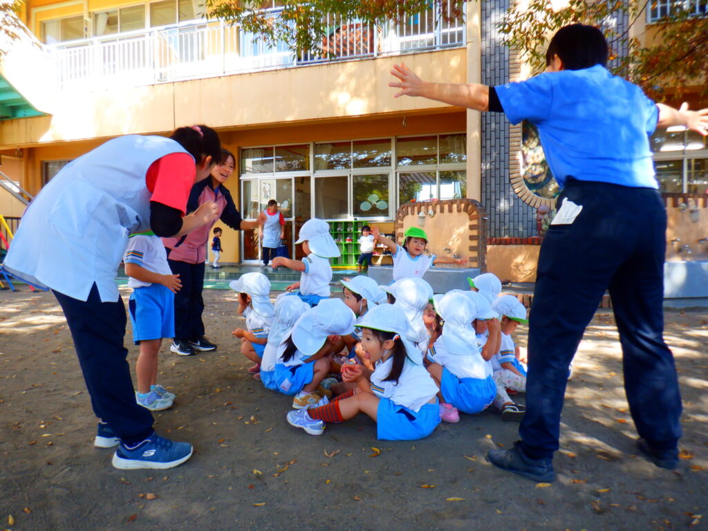 【ひまわり組】むっくりくまさん