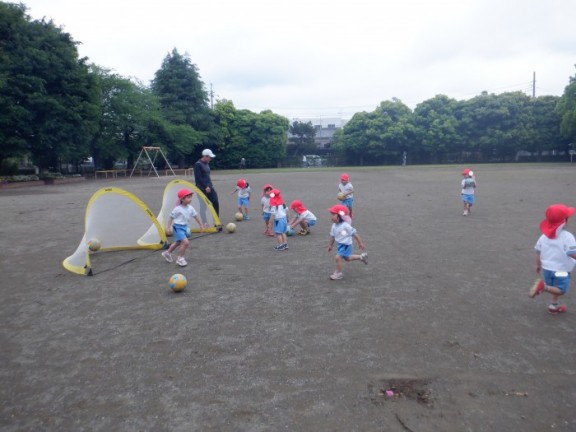 【すみれ組】 サッカー指導