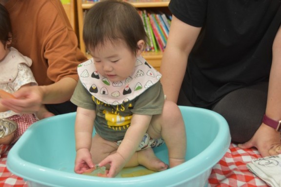 感触遊び⭐️氷⭐️