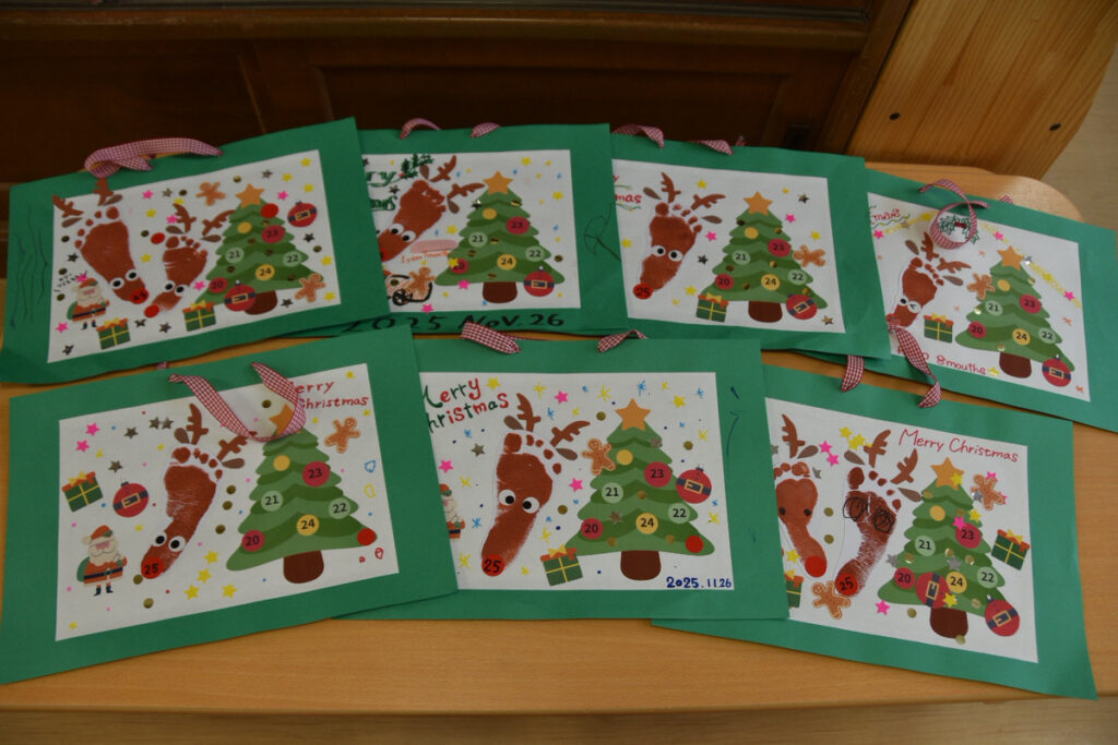 アドベントカレンダー製作🎄