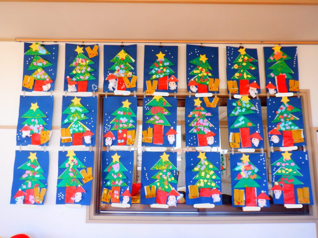 【ひまわり組】クリスマスツリー製作