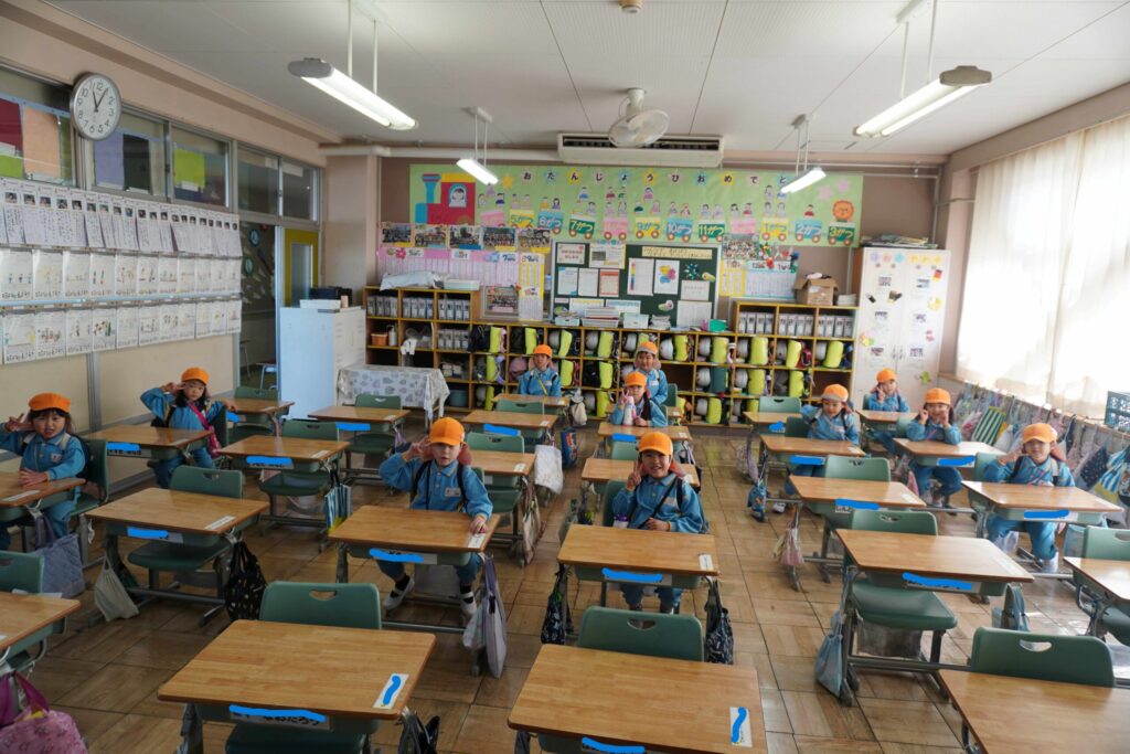 とんぼ組　小学校訪問🏫