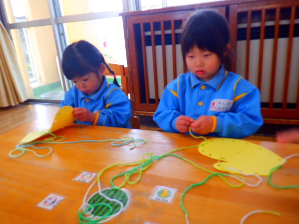 ２月の制作で【てぶくろ】を作りました✨